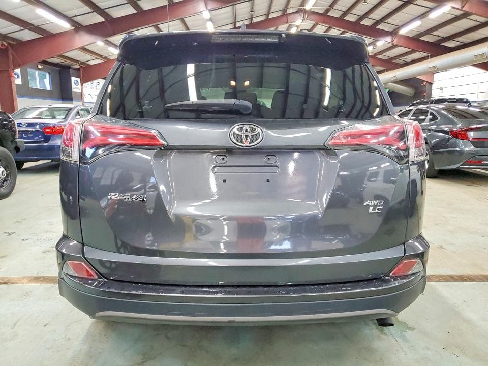 2018 TOYOTA RAV4 LE 6