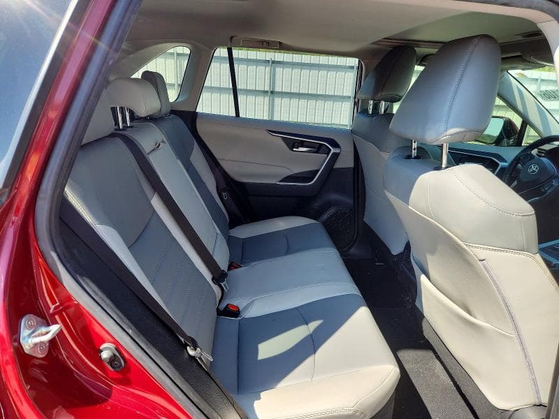 2024 TOYOTA RAV4 XLE PREMIUM 11