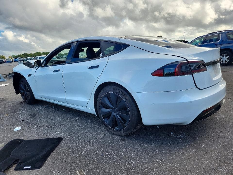 2021 TESLA MODEL S 2