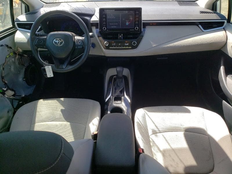 2021 TOYOTA COROLLA LE 8