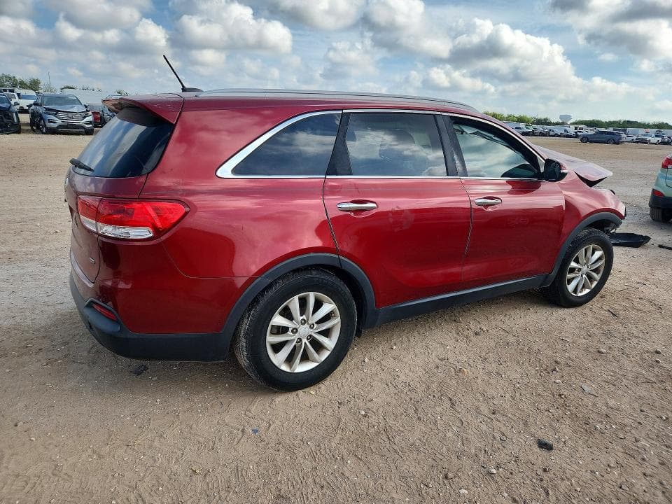 2017 KIA SORENTO LX 3