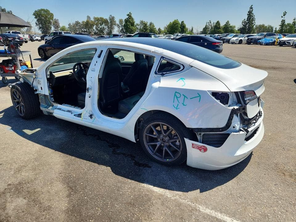 2023 TESLA MODEL 3 2