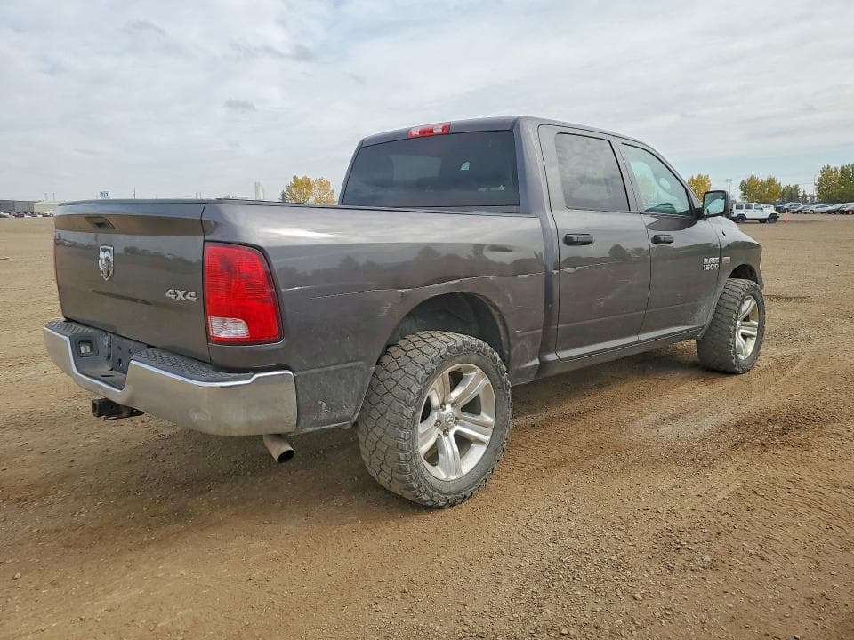 2017 RAM 1500 ST 3