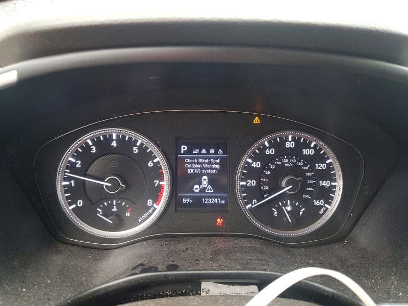 2019 HYUNDAI SANTA FE SE 9