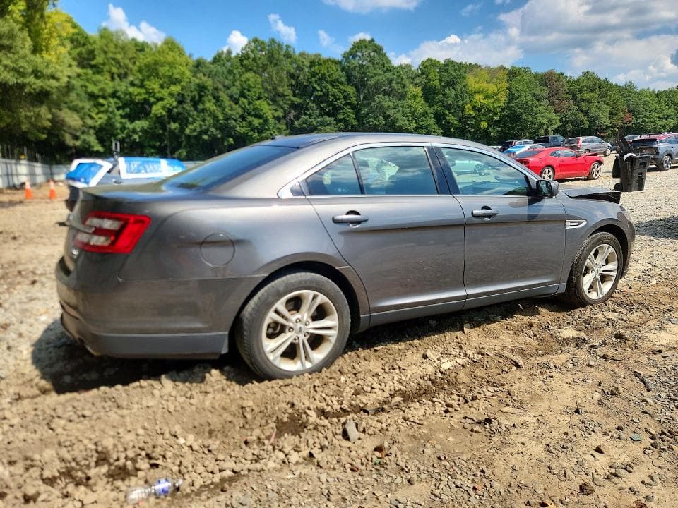 2017 FORD TAURUS SEL 3
