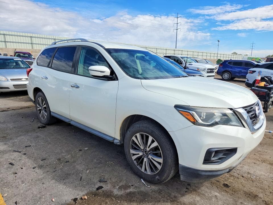 2017 NISSAN PATHFINDER S 4