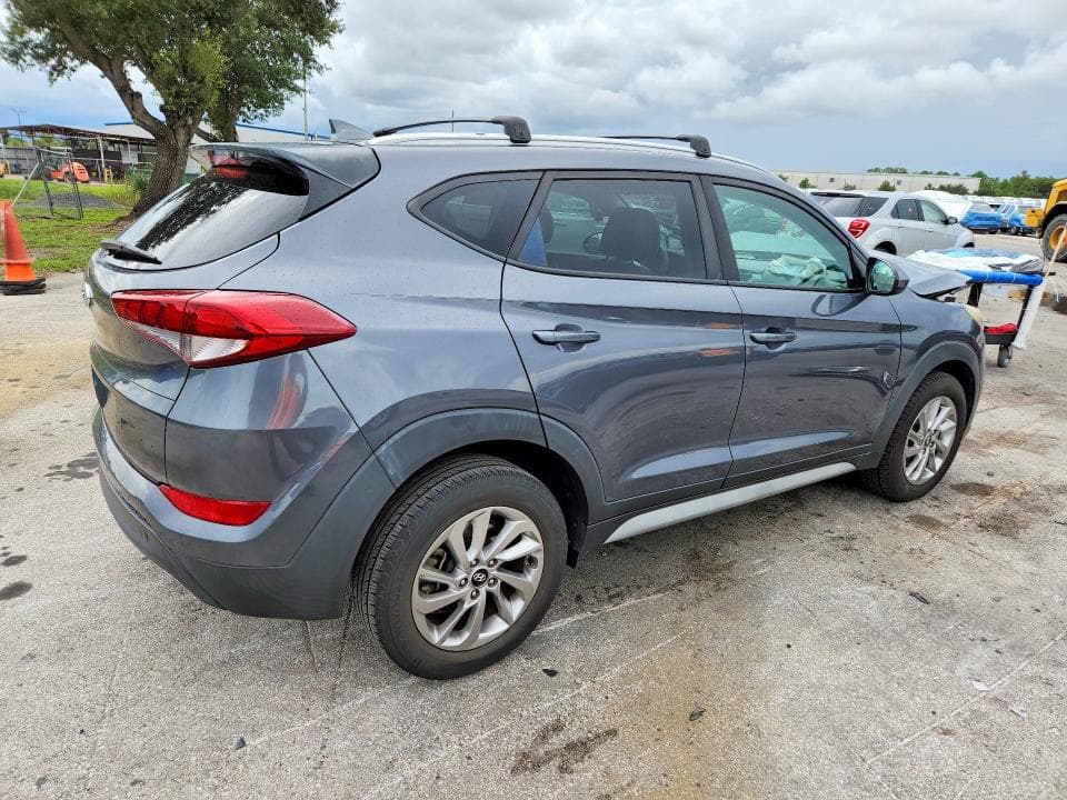 2018 HYUNDAI TUCSON SEL 3