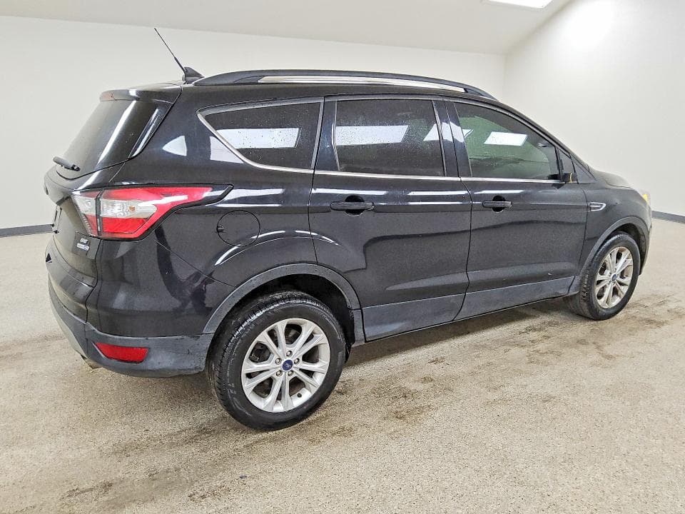 2018 FORD ESCAPE SE 3
