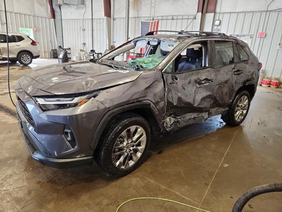 2024 TOYOTA RAV4 XLE PREMIUM - 1