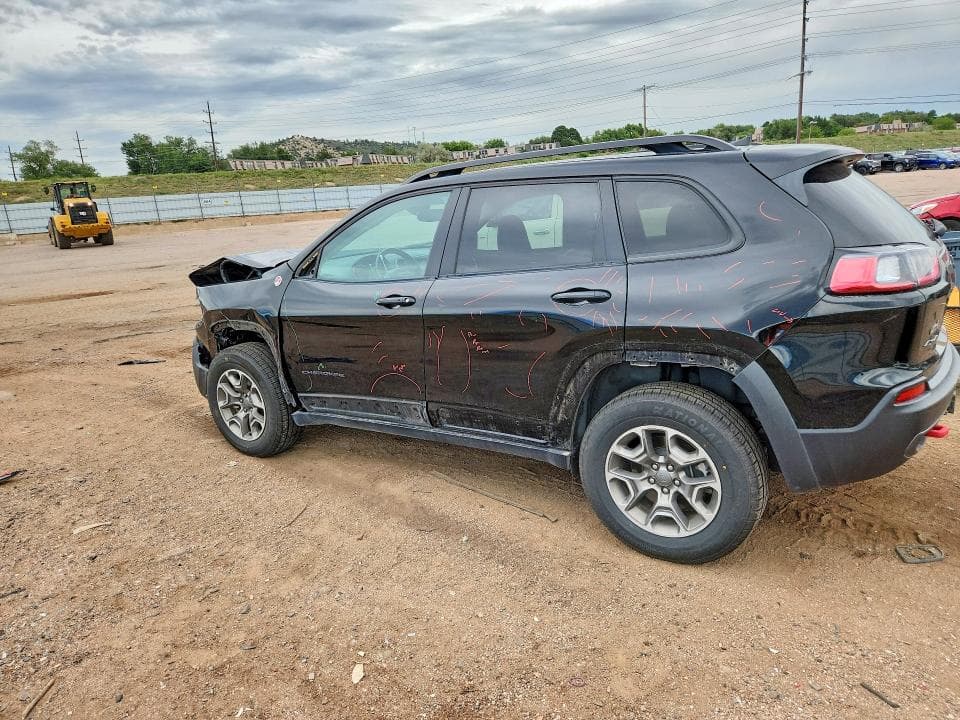 2022 JEEP CHEROKEE TRAILHAWK 2
