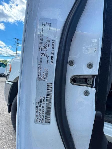2022 RAM 3500 10