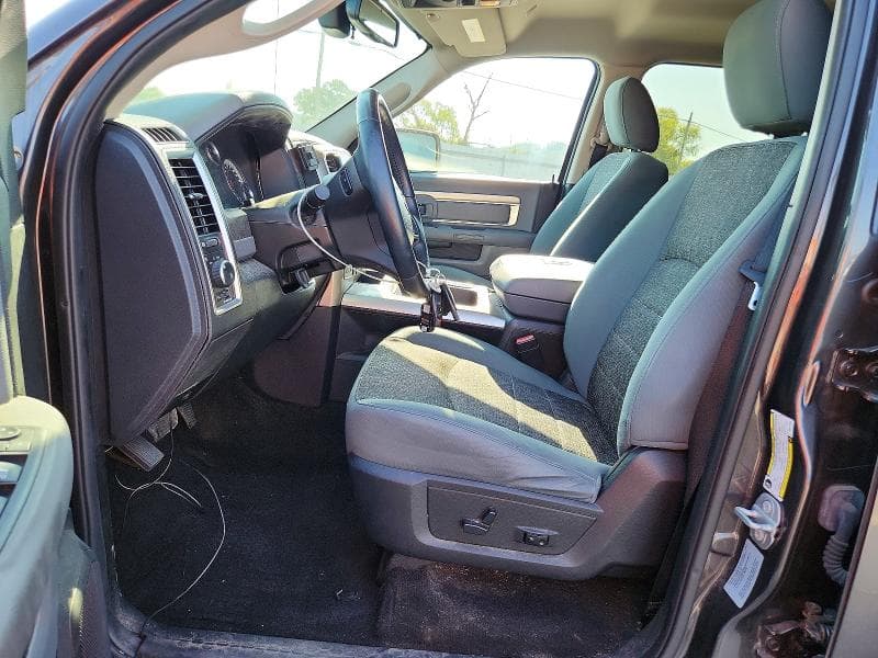 2017 RAM 1500 SLT 7