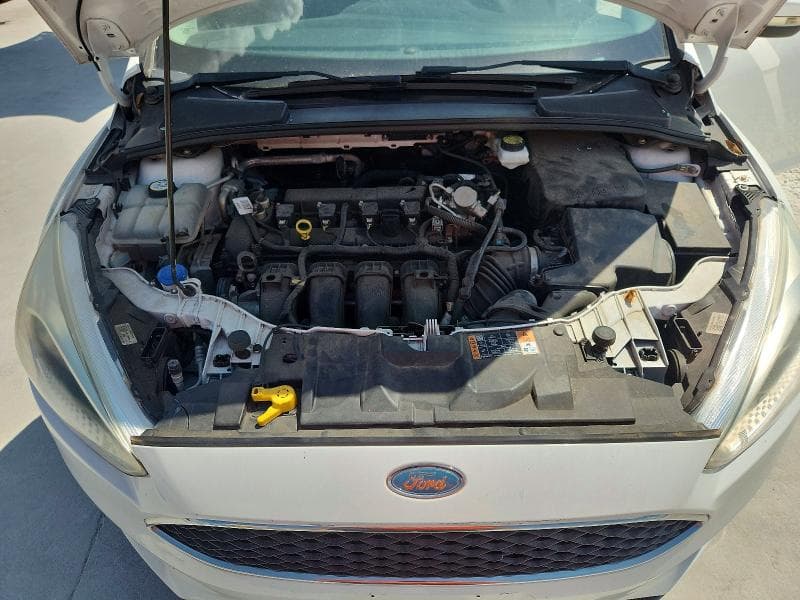 2017 FORD FOCUS SE 11