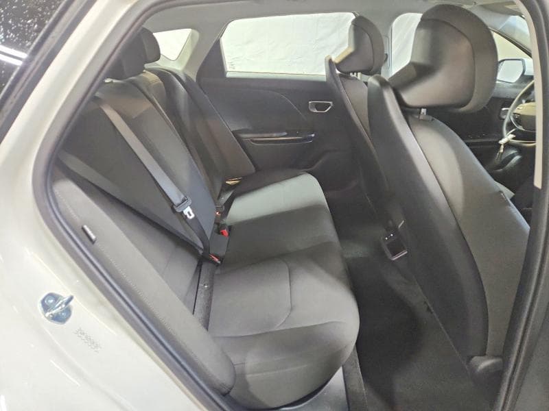 2026 KIA K4 LXS 10