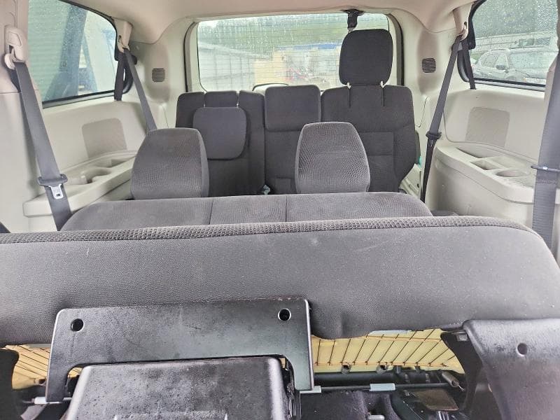 2017 DODGE GRAND CARAVAN SE 10