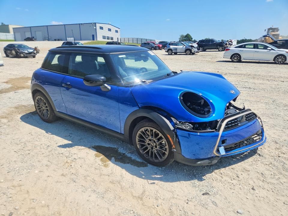2025 MINI COOPER BASE 4