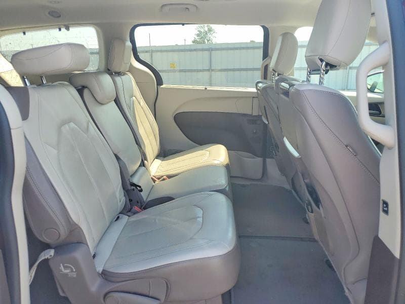 2017 CHRYSLER PACIFICA TOURING L PLUS 11