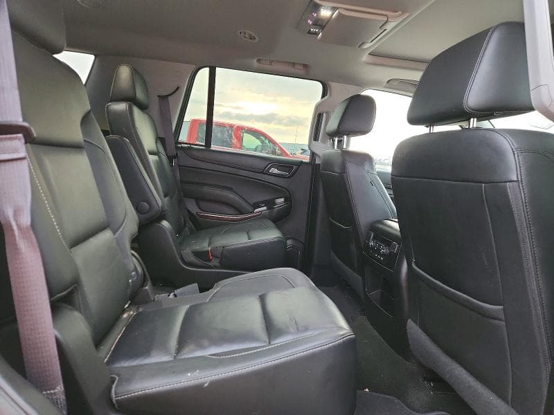 2017 GMC YUKON SLT 11