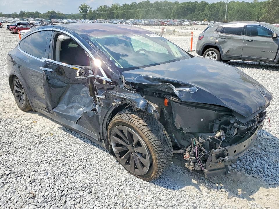 2018 TESLA MODEL X 4