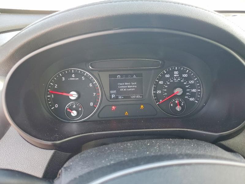 2020 KIA SORENTO LX 9