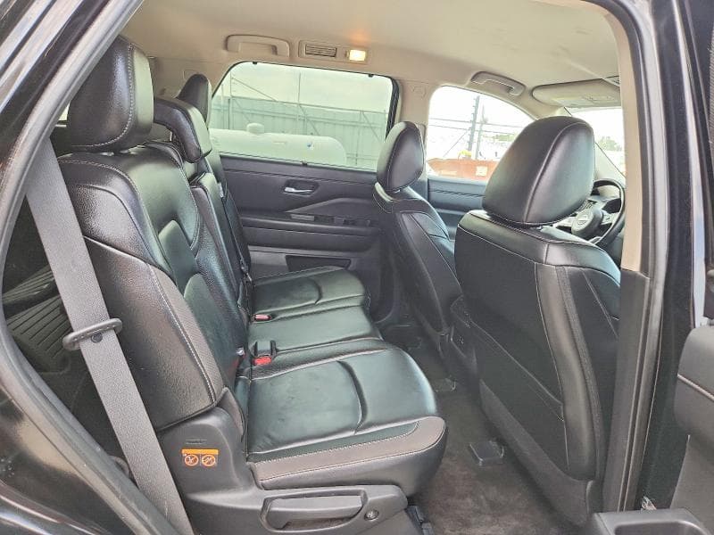 2023 NISSAN PATHFINDER SL 11