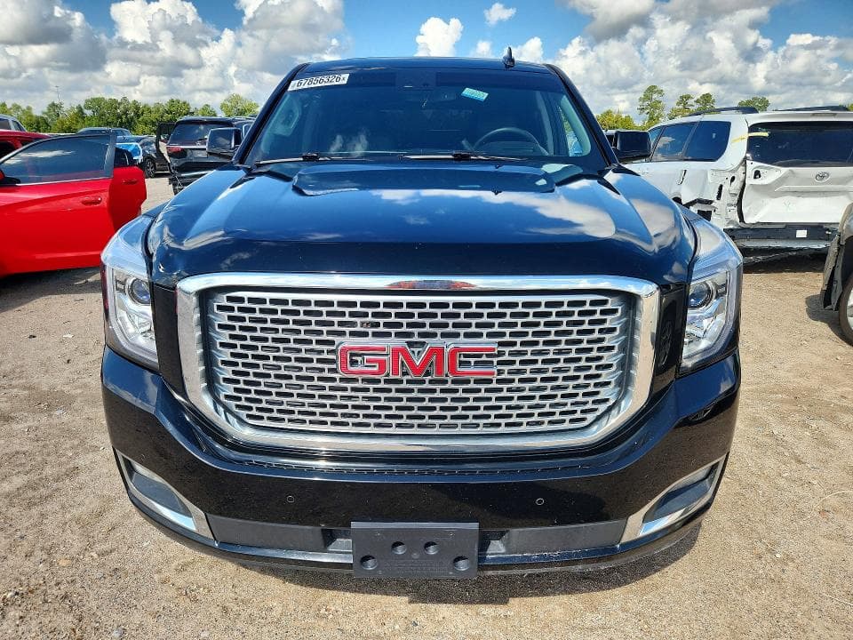 2017 GMC YUKON DENALI 5