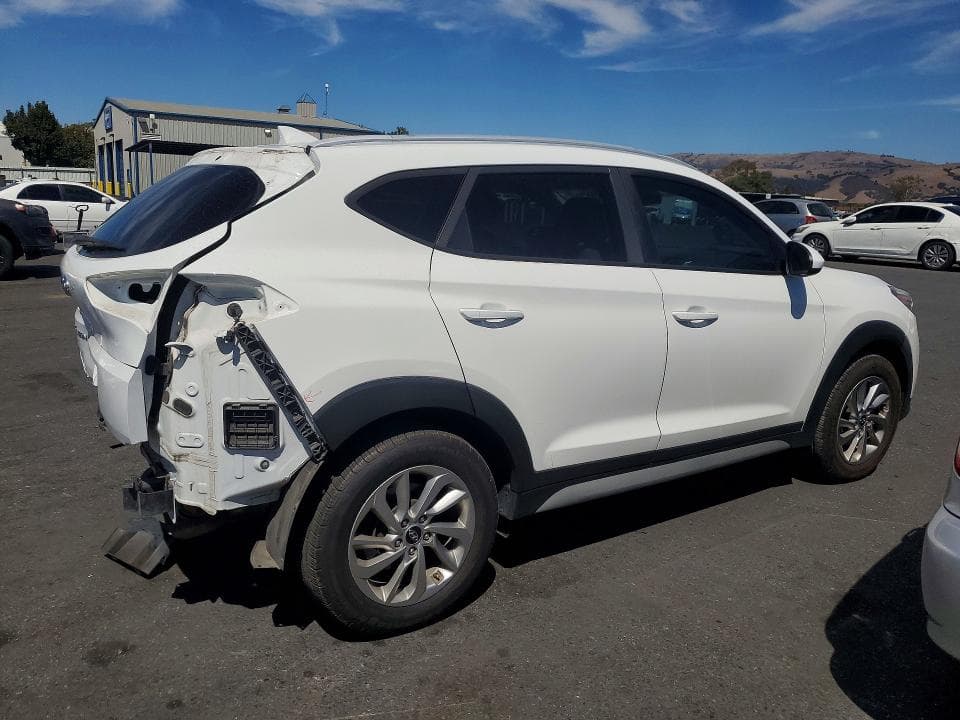 2018 HYUNDAI TUCSON SEL 3