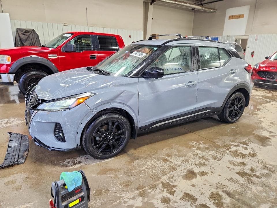 2023 NISSAN KICKS SR