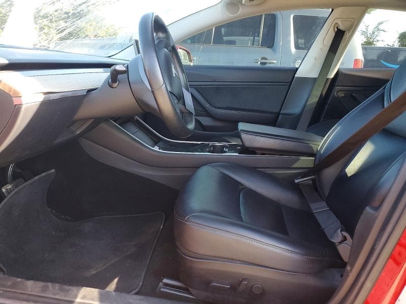 2018 TESLA MODEL 3 7