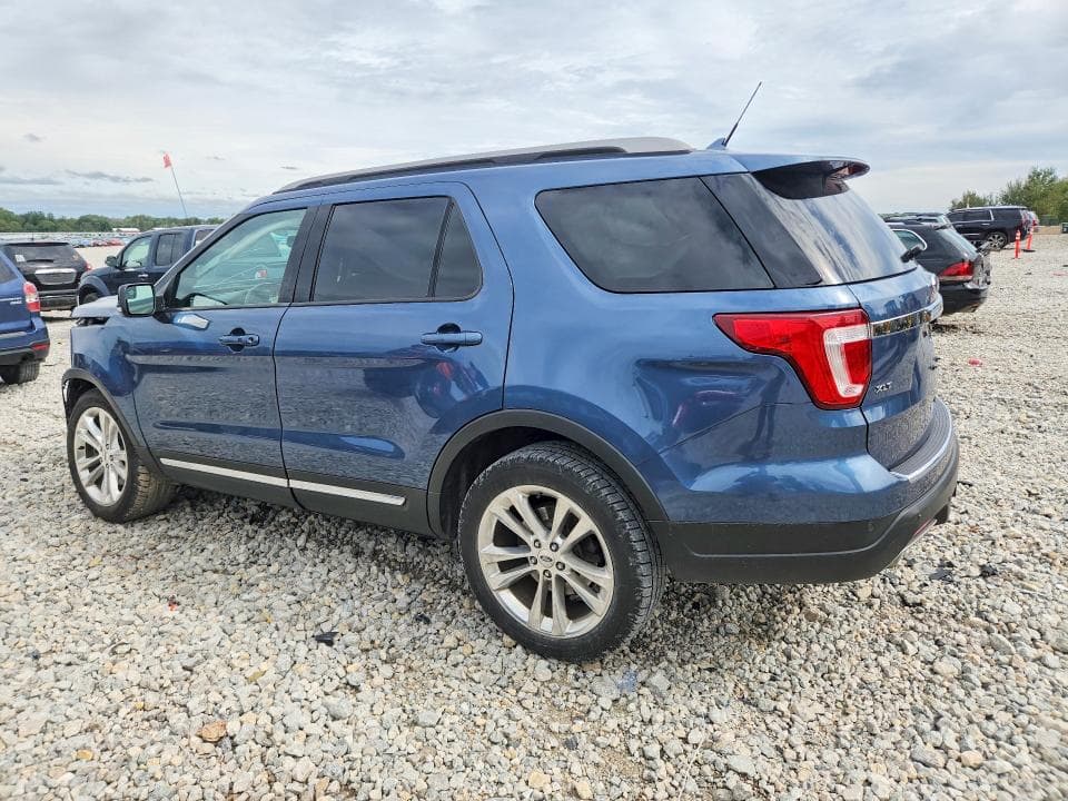 2018 FORD EXPLORER XLT 2