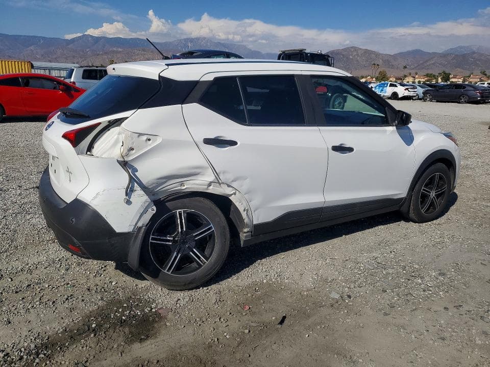 2020 NISSAN KICKS S 3
