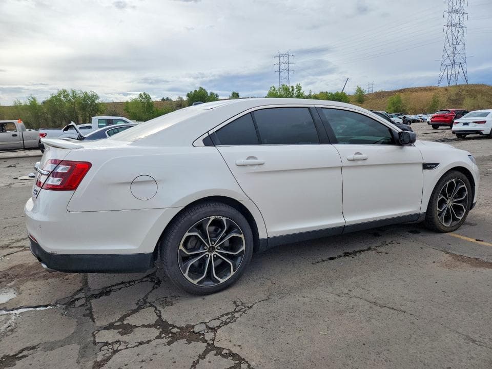 2017 FORD TAURUS SHO 3