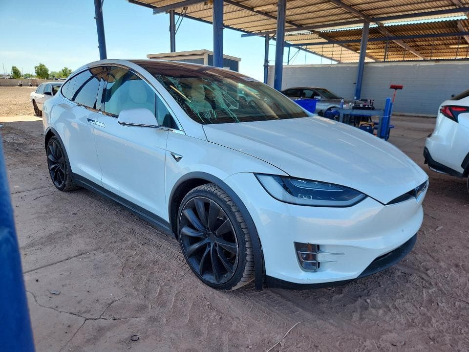 2018 TESLA MODEL X 4