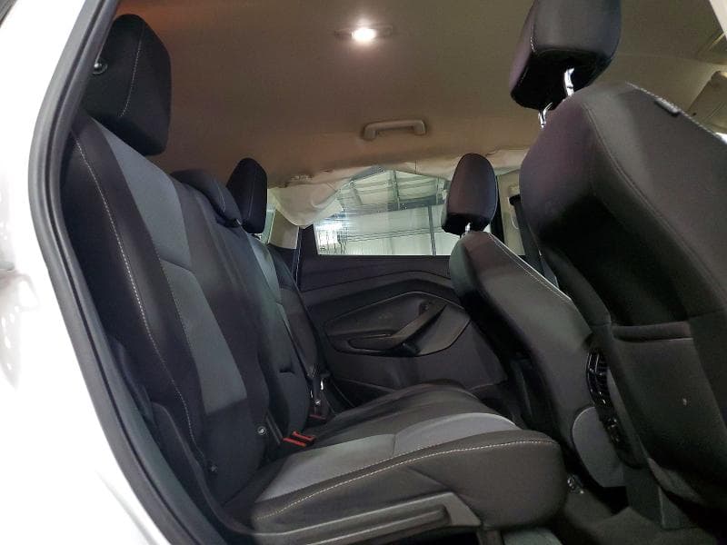2017 FORD ESCAPE SE 11