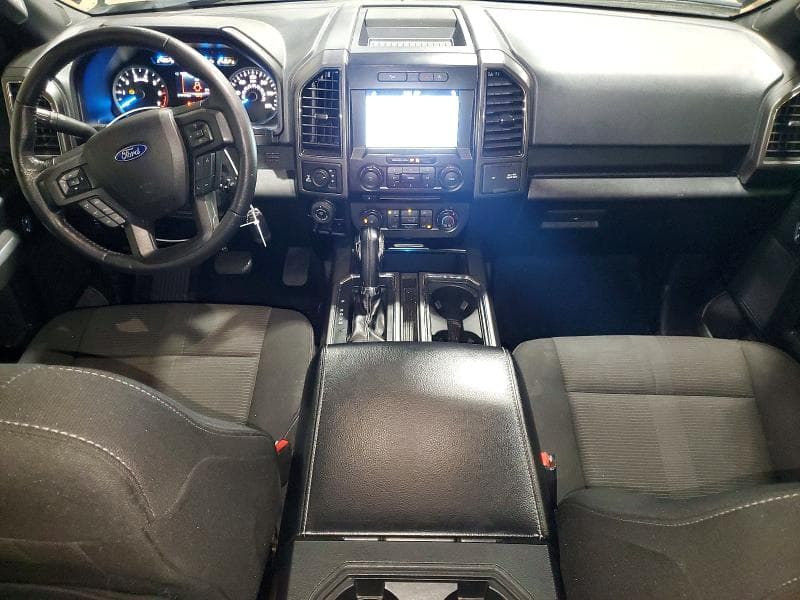 2017 FORD F150 SUPERCREW 8