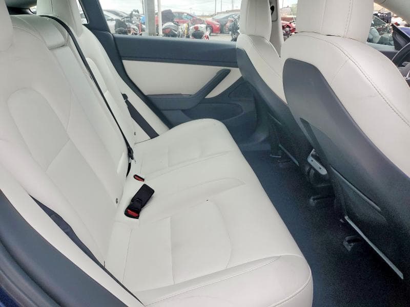 2018 TESLA MODEL 3 10