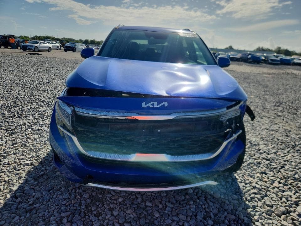 2023 KIA SELTOS S 5