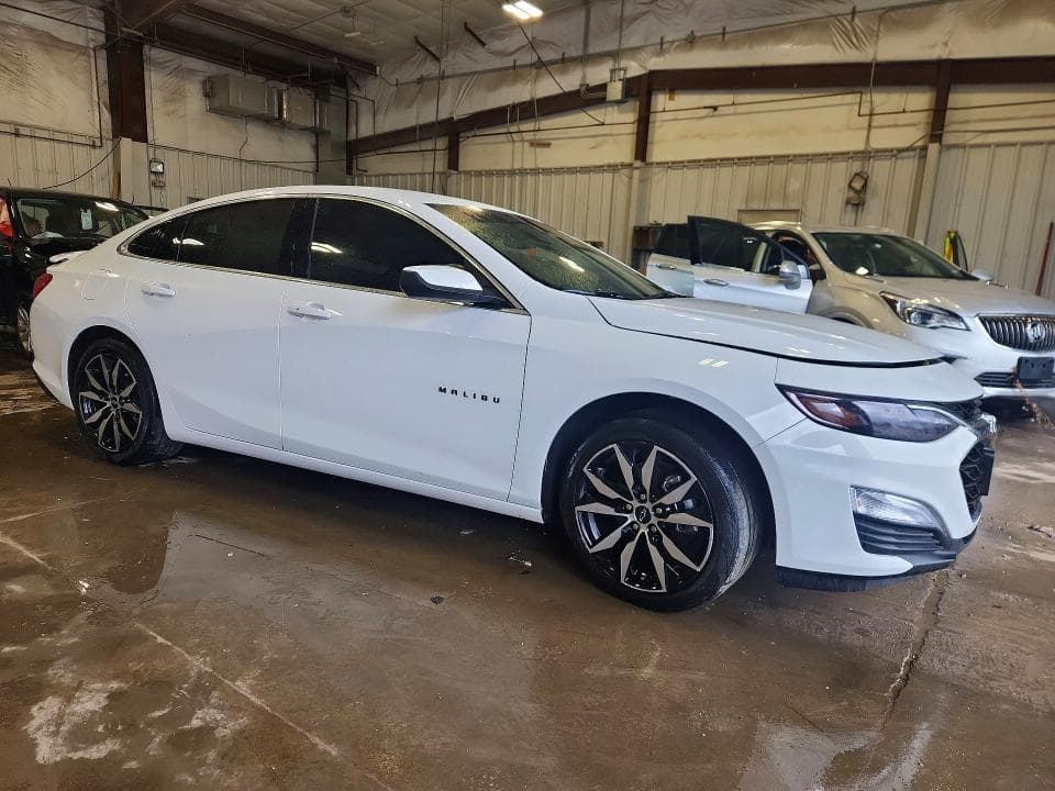 2024 CHEVROLET MALIBU RS 4