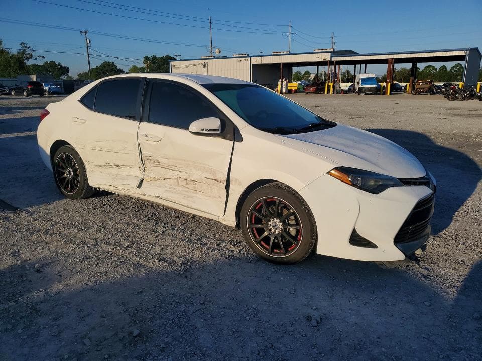 2019 TOYOTA COROLLA LE 4