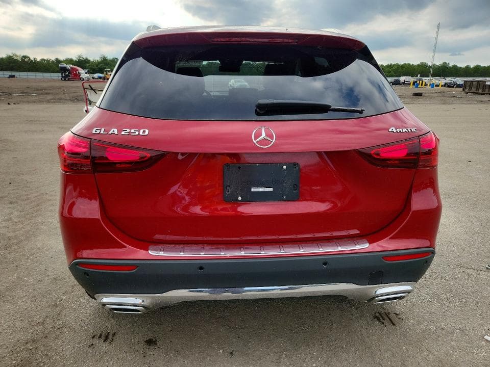 2025 MERCEDES-BENZ GLA 250 4MATIC 6