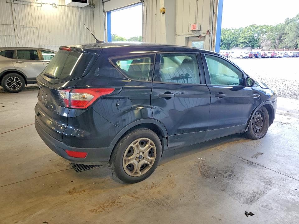 2017 FORD ESCAPE S 3