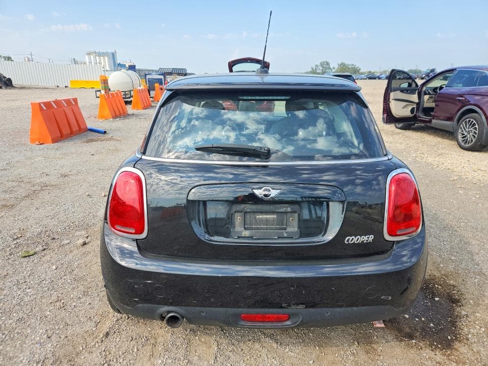 2017 MINI COOPER 6