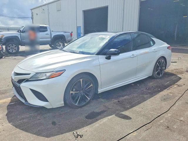 2019 TOYOTA CAMRY XSE