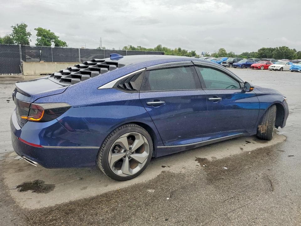 2020 HONDA ACCORD TOURING 3