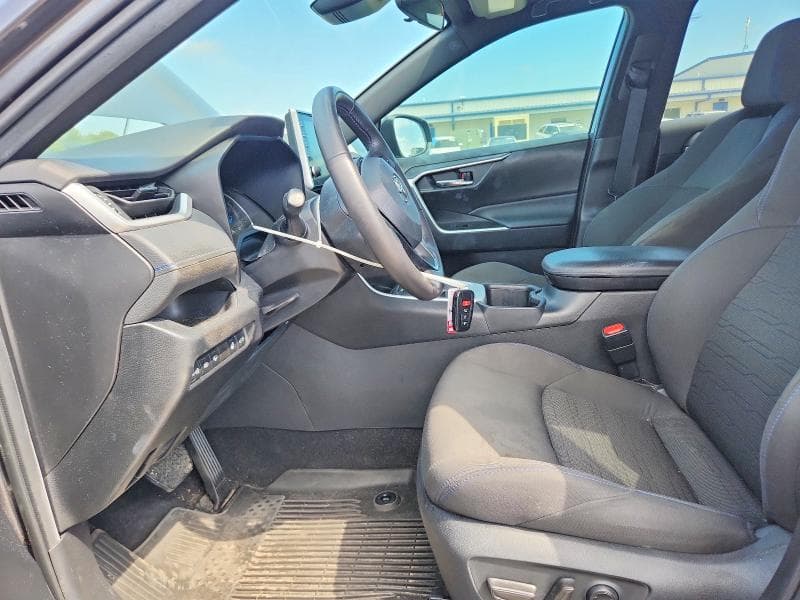 2022 TOYOTA RAV4 SE 7
