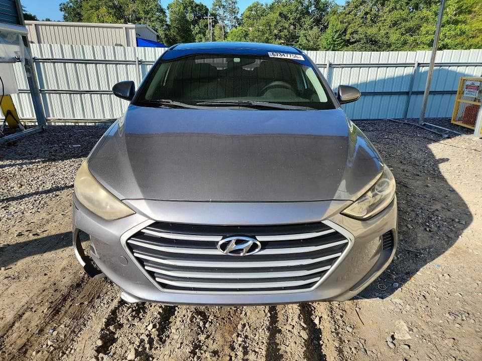 2017 HYUNDAI ELANTRA SE 5