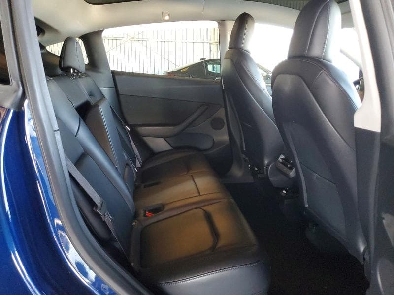 2022 TESLA MODEL Y 10
