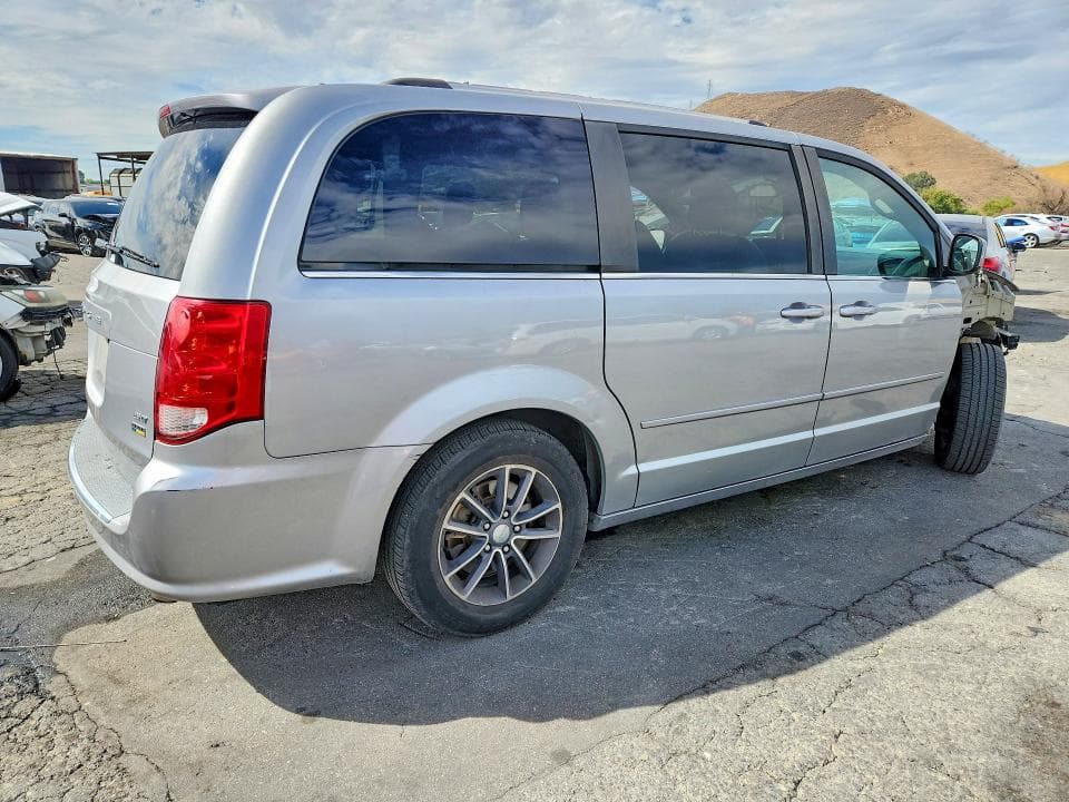 2017 DODGE GRAND CARAVAN SXT 3