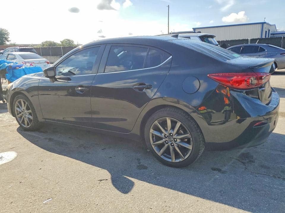 2018 MAZDA 3 TOURING 2