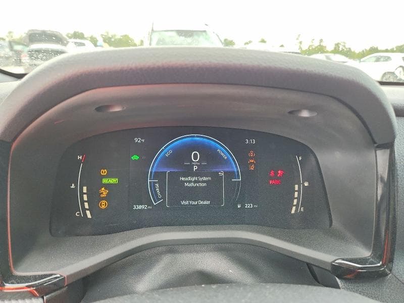 2025 TOYOTA CAMRY SE 9